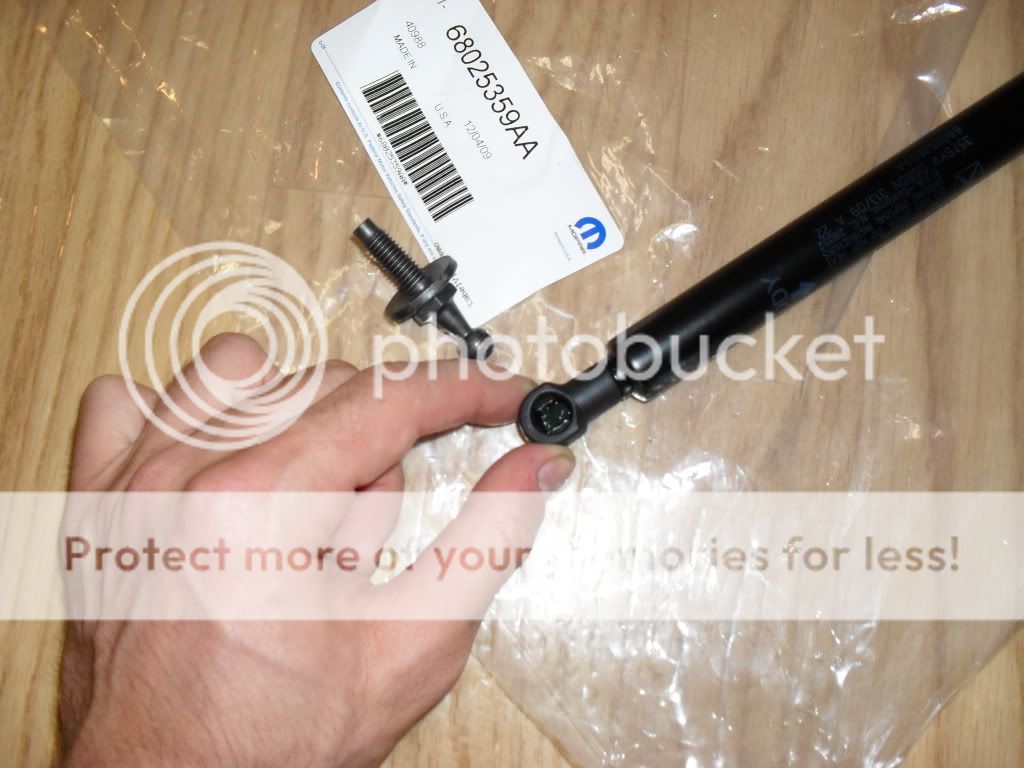 HELP please Replacing liftgate strut supports!